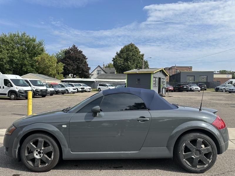 Audi TT 2dr Roadster 5-Spd 2001