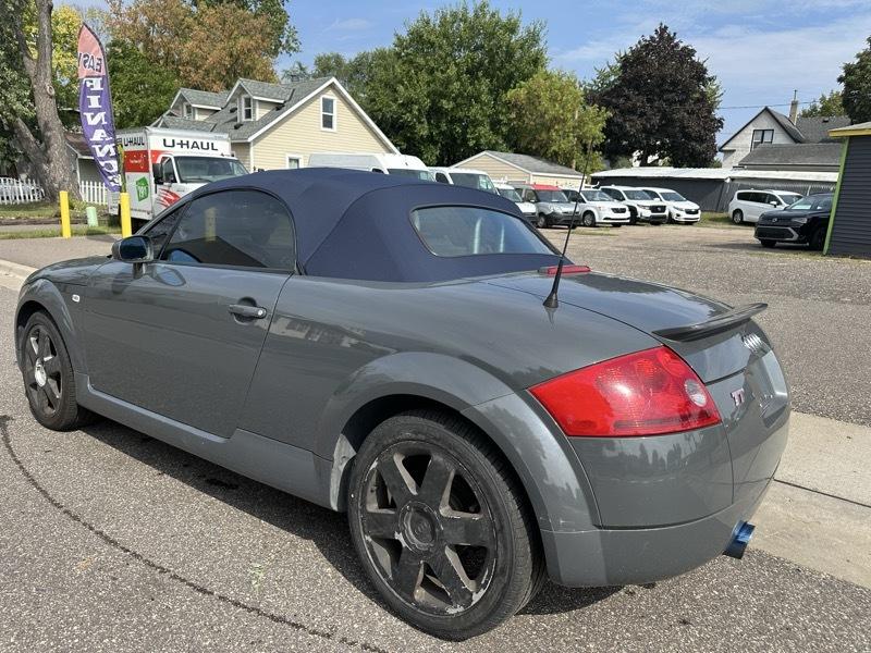 Audi TT 2dr Roadster 5-Spd 2001