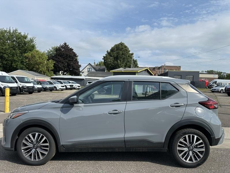 Nissan Kicks SV FWD 2023