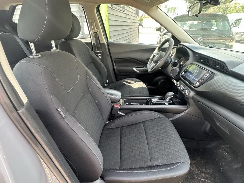 Nissan Kicks SV FWD 2023