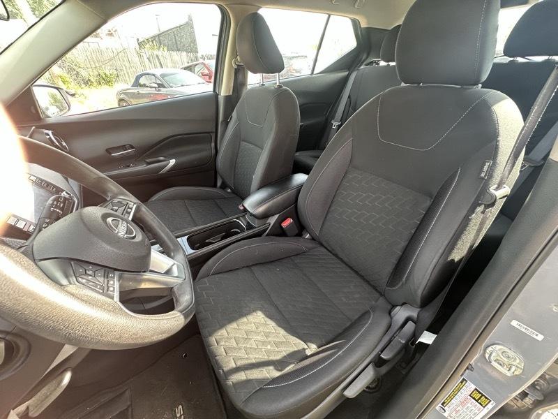 Nissan Kicks SV FWD 2023