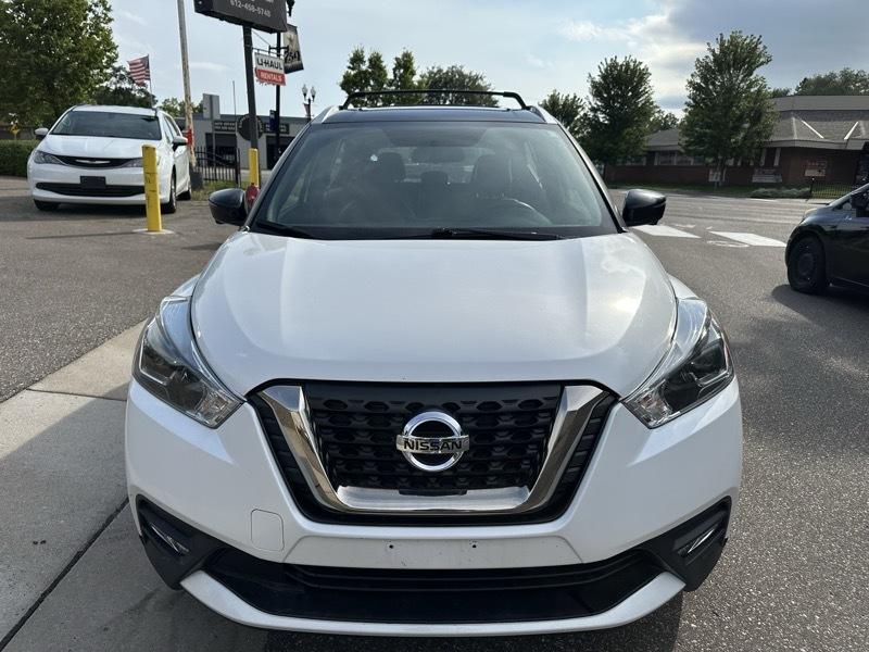 2019 Nissan Kicks SR FWD
