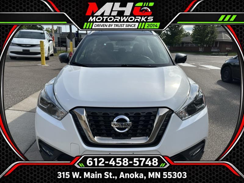 2019 Nissan Kicks SR FWD
