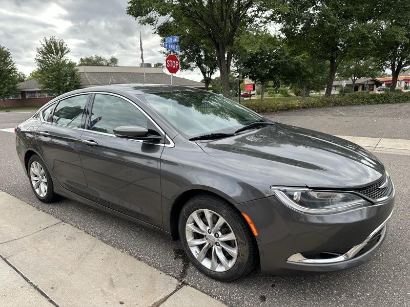Chrysler 200 4dr Sdn C FWD 2015