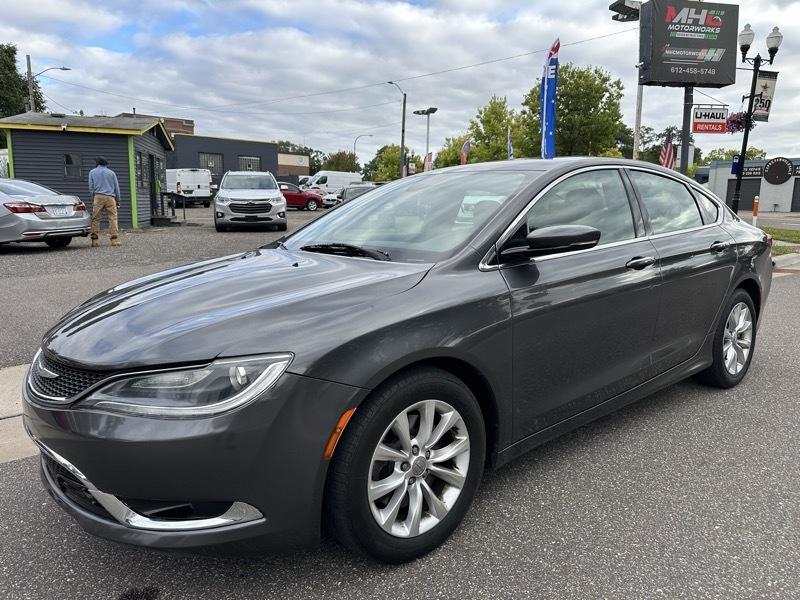 Chrysler 200 4dr Sdn C FWD 2015