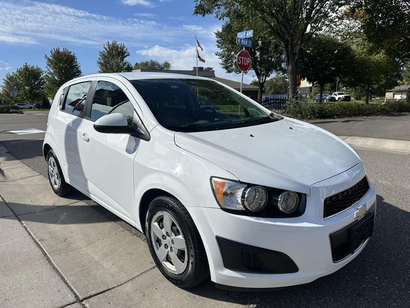 Chevrolet Sonic 5dr HB Auto LS 2015