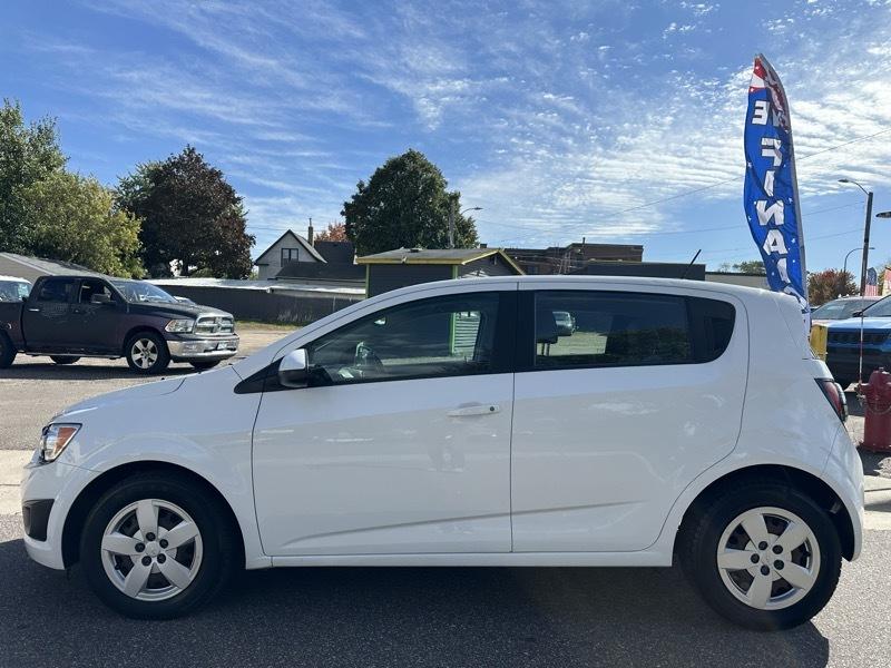 Chevrolet Sonic 5dr HB Auto LS 2015