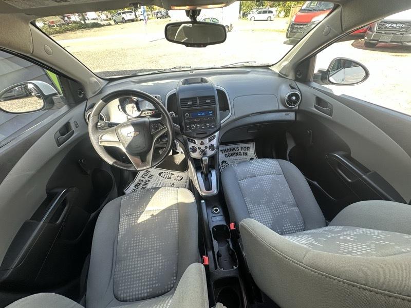 Chevrolet Sonic 5dr HB Auto LS 2015