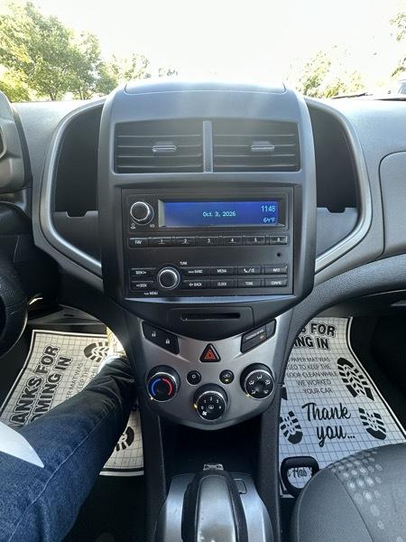 Chevrolet Sonic 5dr HB Auto LS 2015