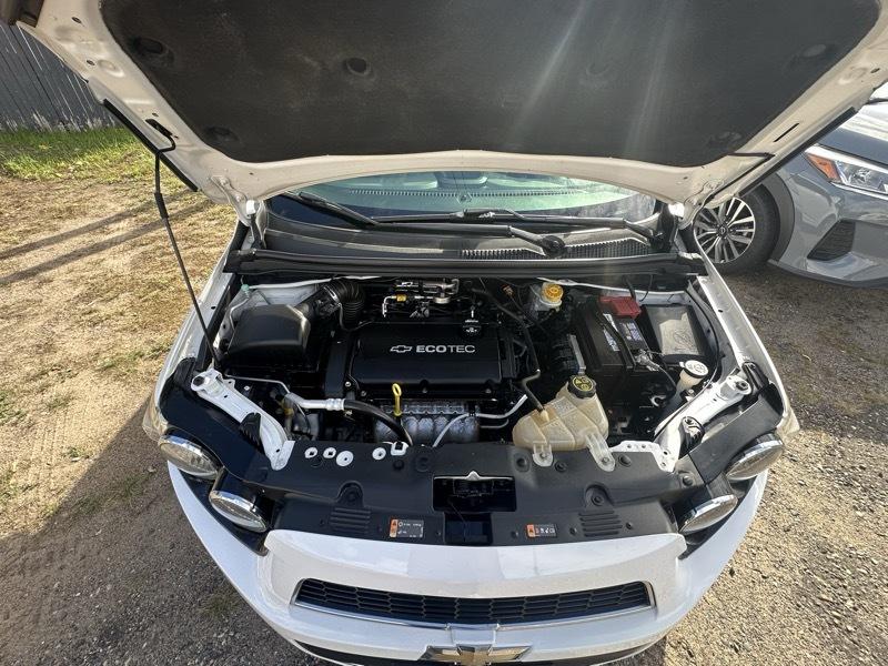 Chevrolet Sonic 5dr HB Auto LS 2015