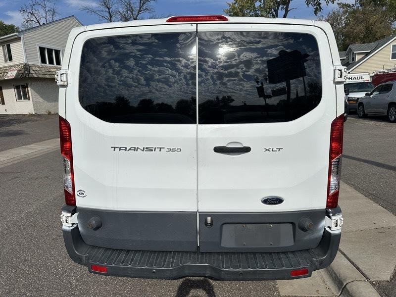 Ford Transit Passenger Wagon T-350 148" Low Roof XLT RWD 2015