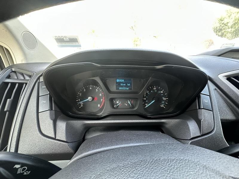 Ford Transit Passenger Wagon T-350 148" Low Roof XLT RWD 2015