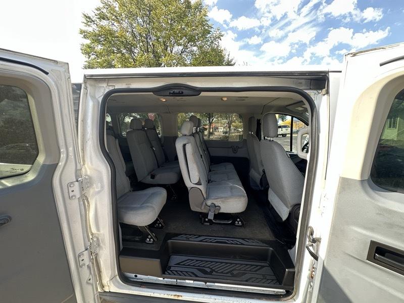 Ford Transit Passenger Wagon T-350 148" Low Roof XLT RWD 2015