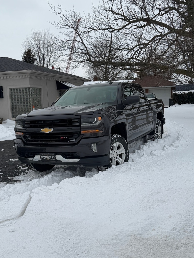 2016 Chevrolet Silverado 1500 LT Crew Cab 4WD