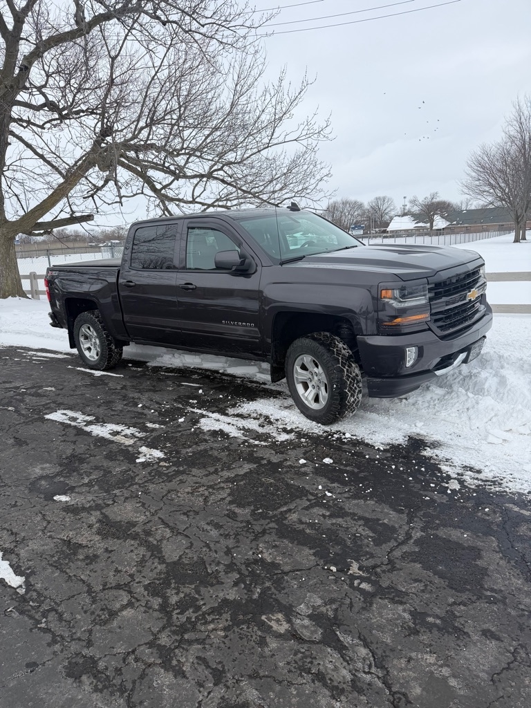 Chevrolet Silverado 1500 LT Crew Cab 4WD 2016