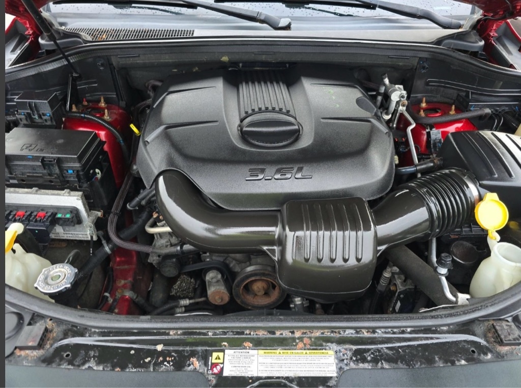 Jeep Grand Cherokee Laredo 4WD 2011