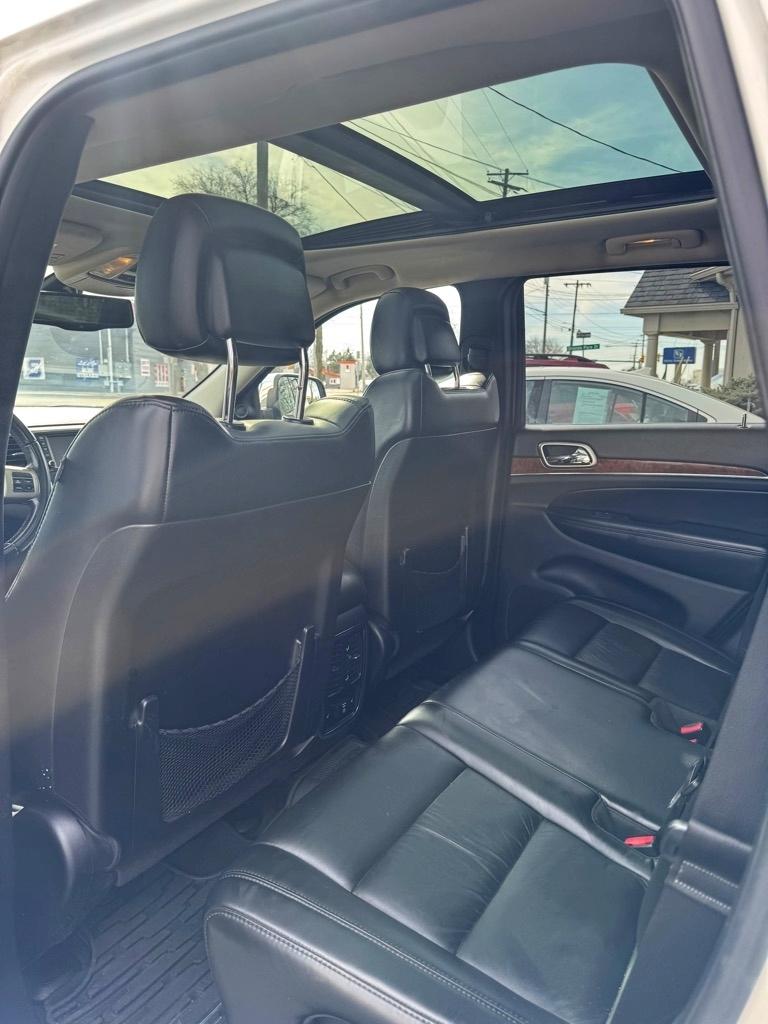 Jeep Grand Cherokee Limited 4WD 2011