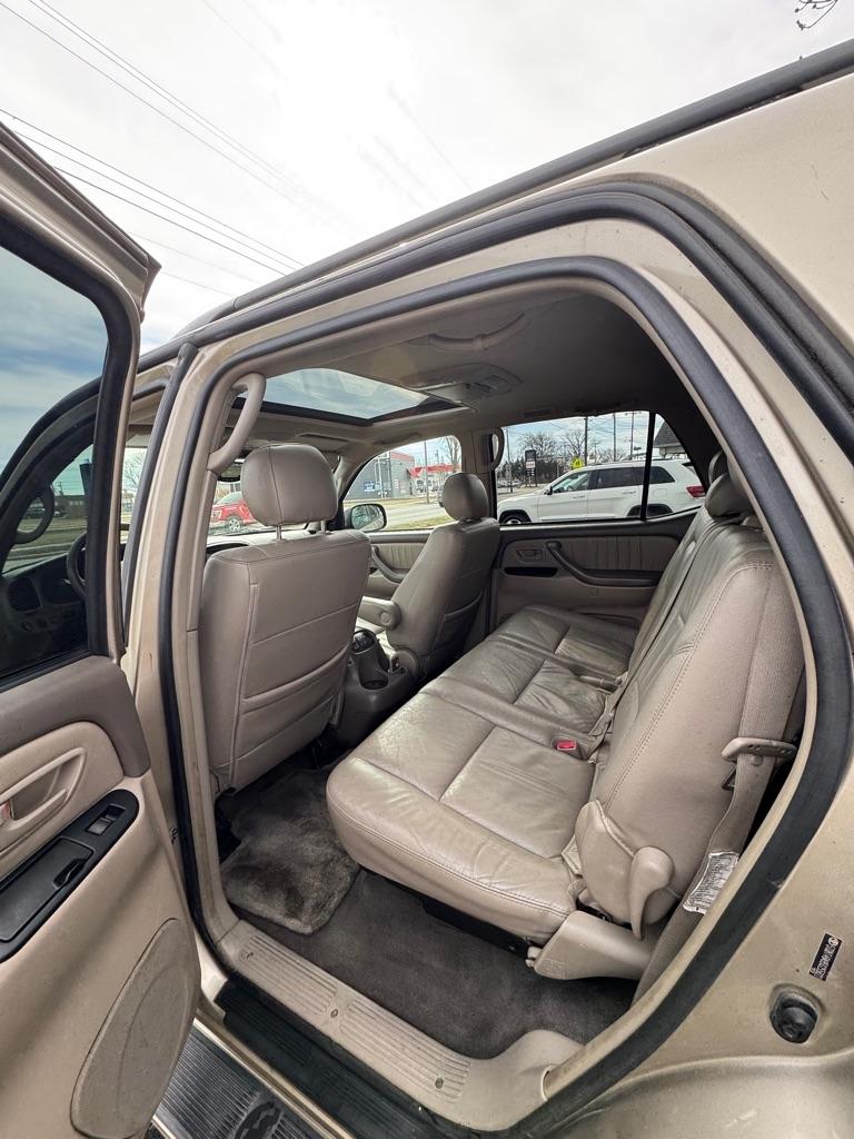 Toyota Sequoia Limited 4WD 2005