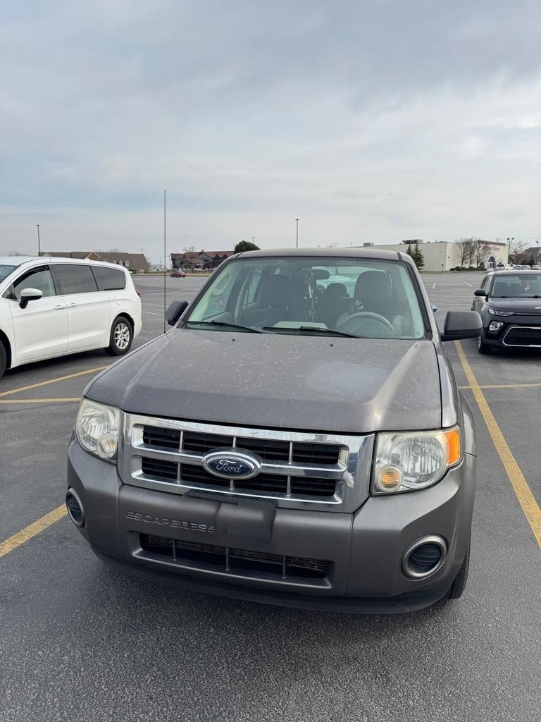 Ford Escape XLS FWD AT 2009