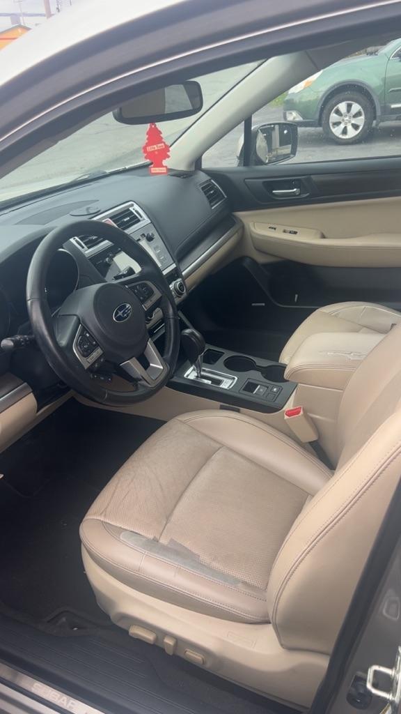 Subaru Legacy 2.5i Limited 2015