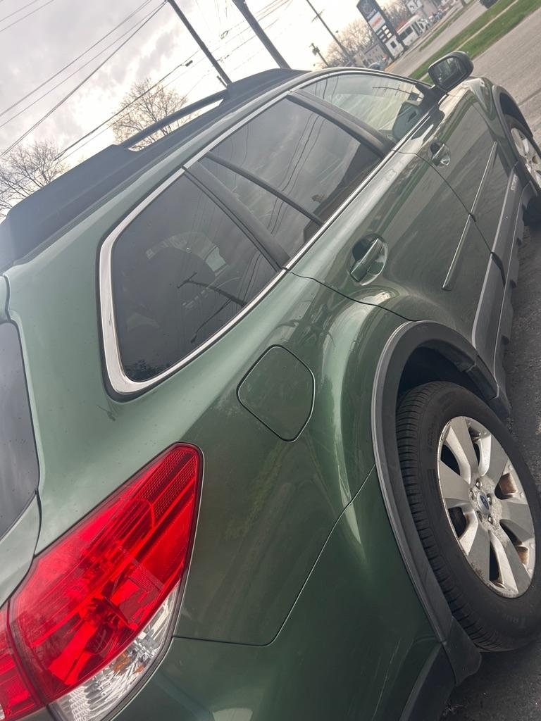 Subaru Outback 3.6R Limited 2012