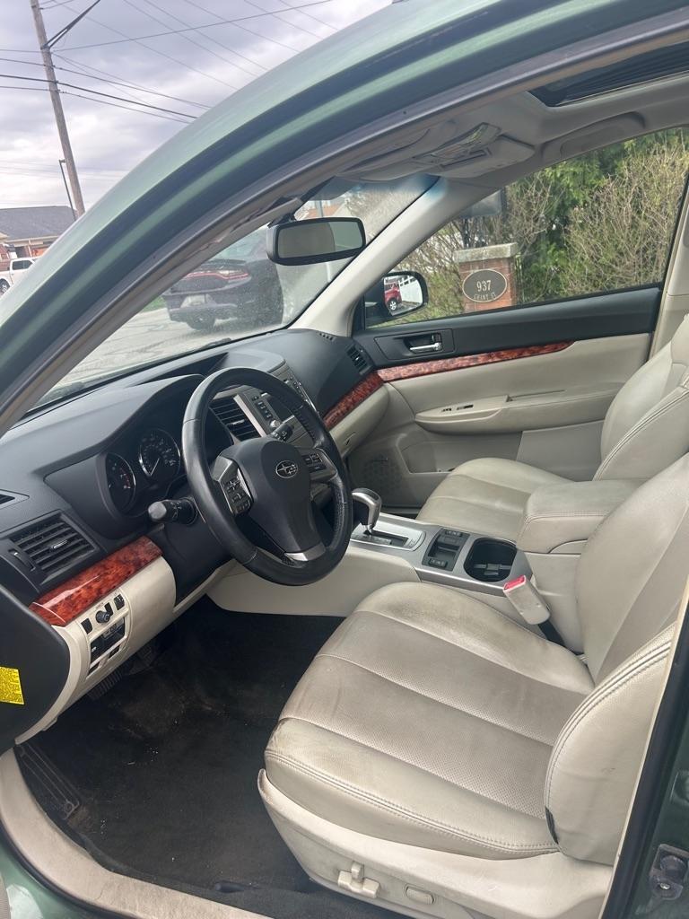 Subaru Outback 3.6R Limited 2012