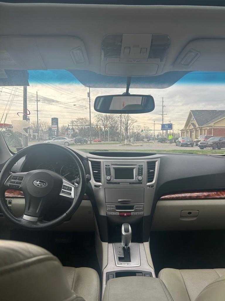 Subaru Outback 3.6R Limited 2012