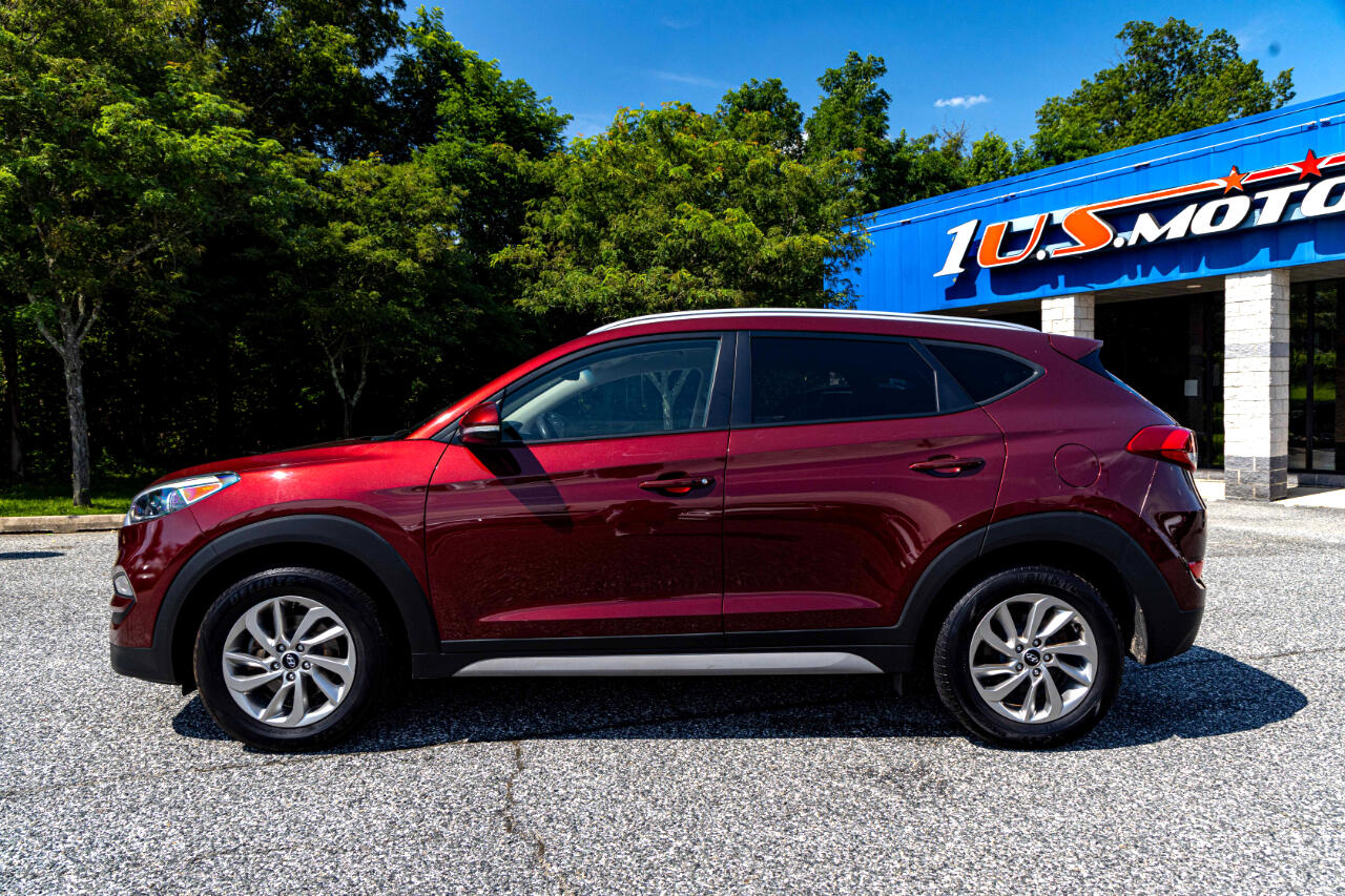 2017 Hyundai Tucson SE Plus photo 3