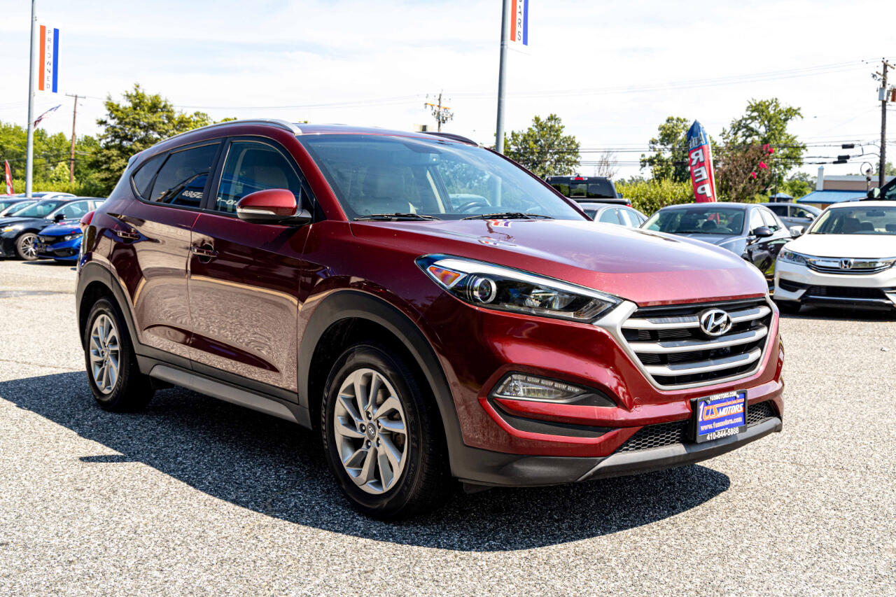 2017 Hyundai Tucson SE Plus photo 8