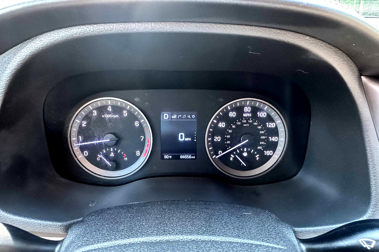 2017 Hyundai Tucson SE Plus photo 18