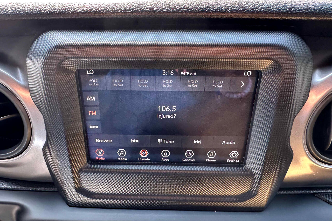 2021 Jeep Gladiator Sport S photo 16
