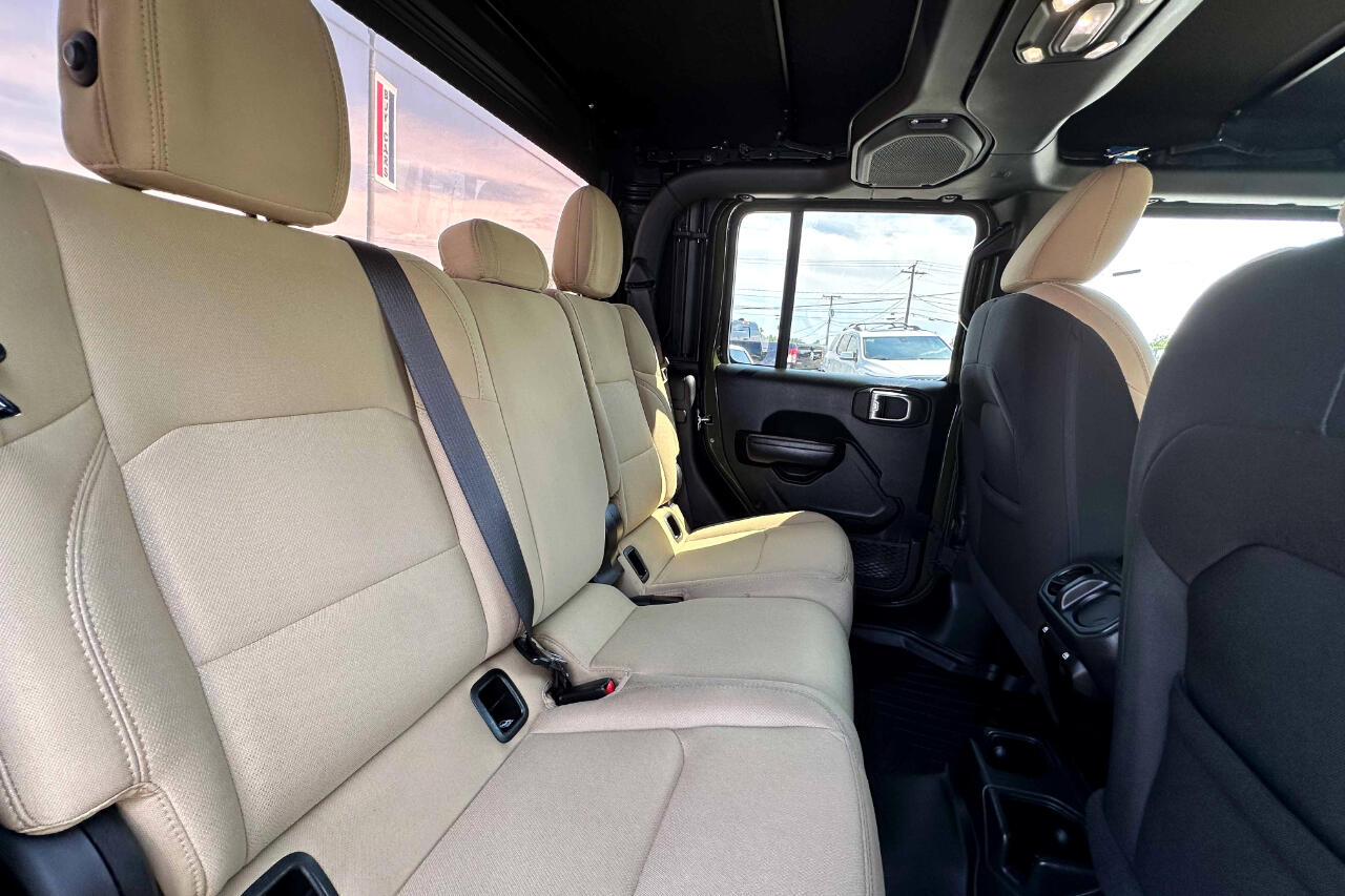 2021 Jeep Gladiator Sport S photo 22