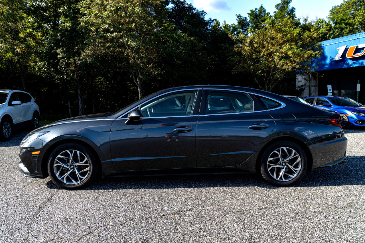 2023 Hyundai Sonata SEL photo 3