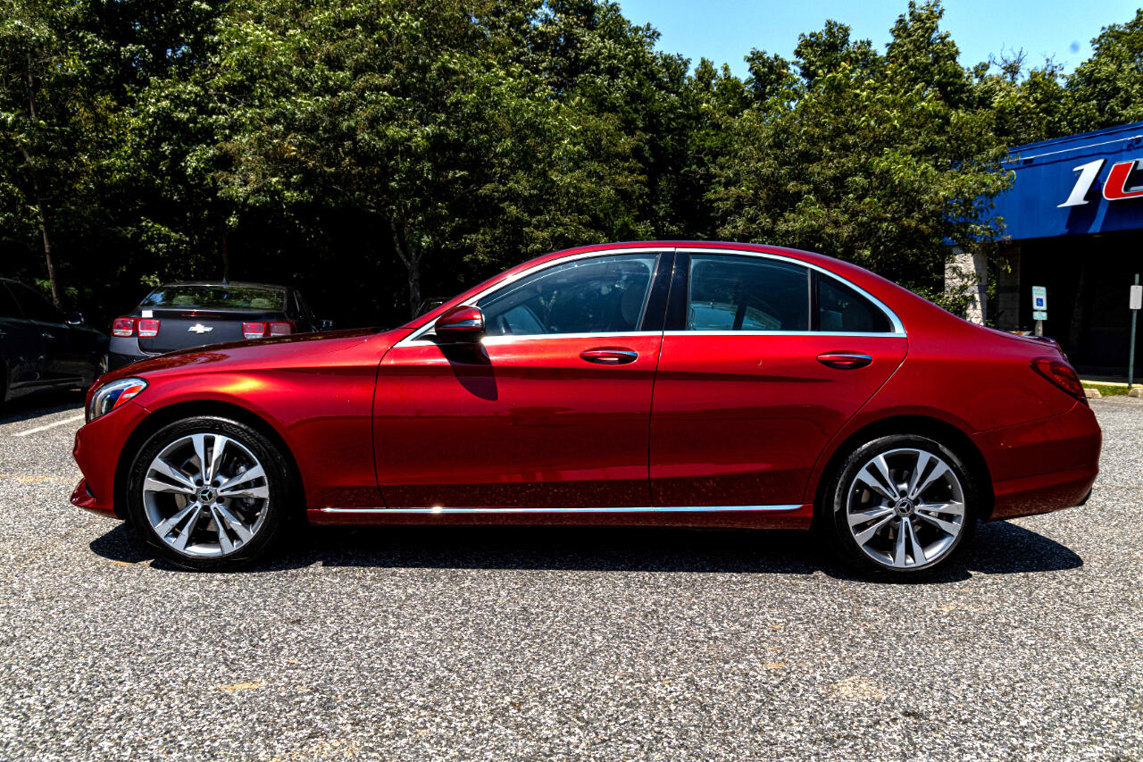 2018 Mercedes Benz C 300 4MATIC Sedan photo 2