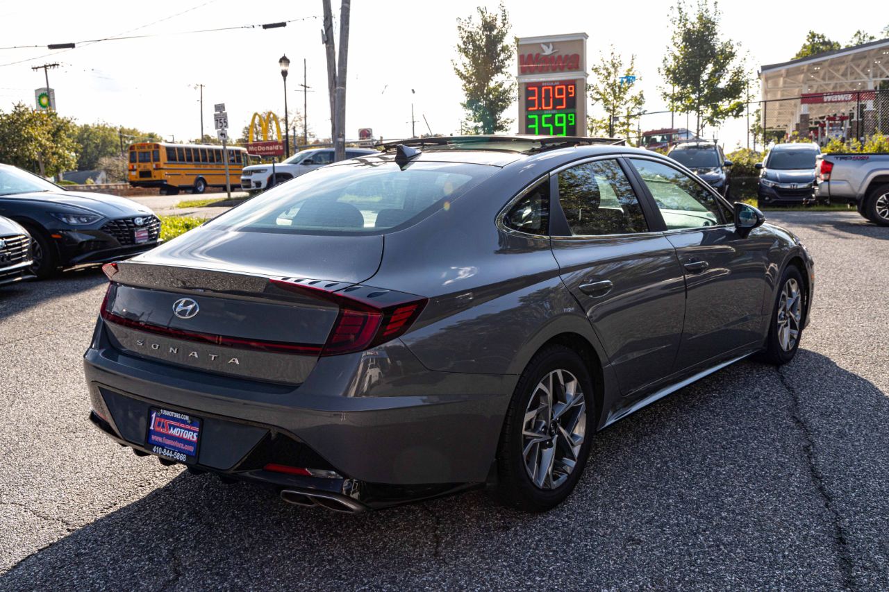 2022 Hyundai Sonata SEL Convenience N Line photo 3