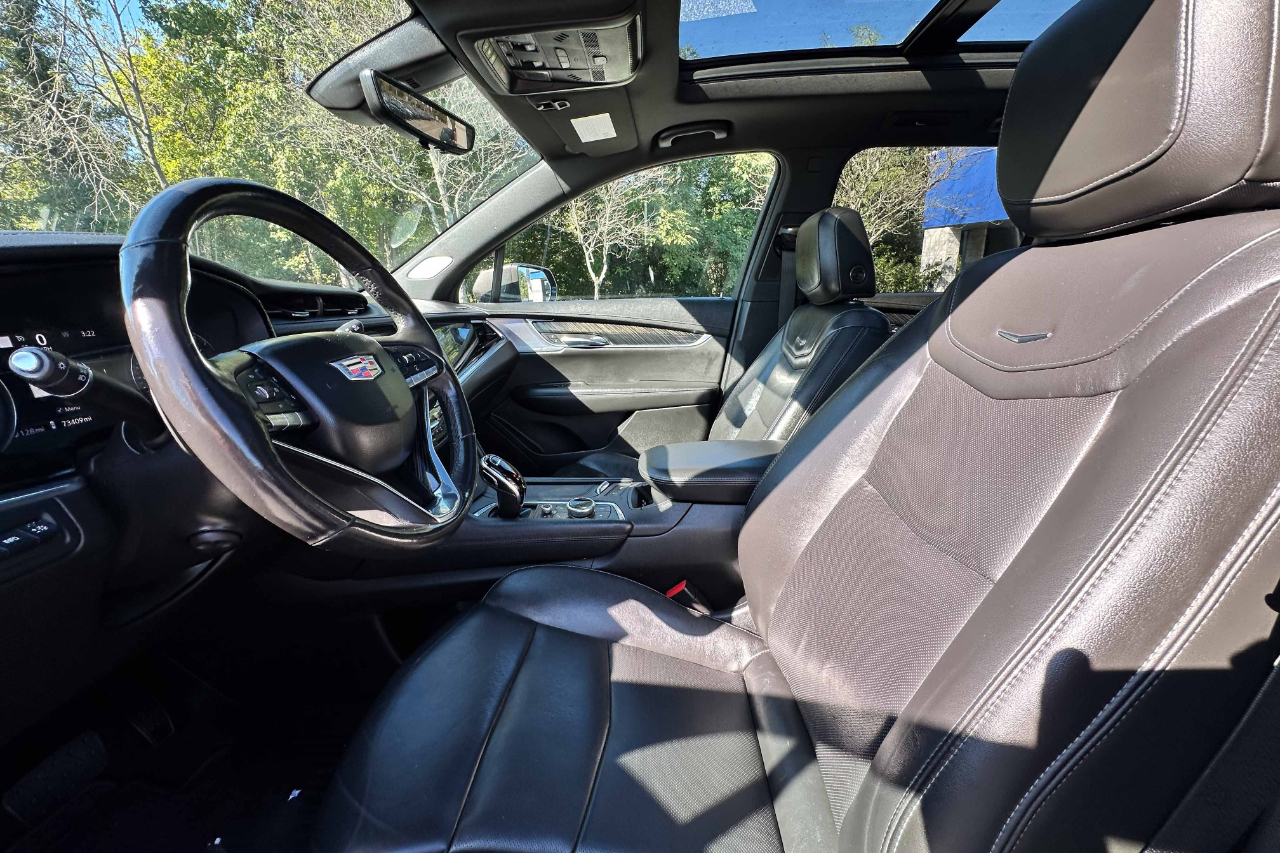 2020 Cadillac XT6 Premium Luxury photo 2
