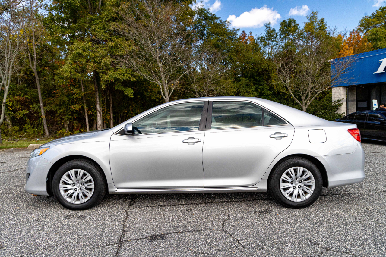 Toyota Camry 4dr Sdn I4 Auto SE Sport Limited Edition (Natl) 2012