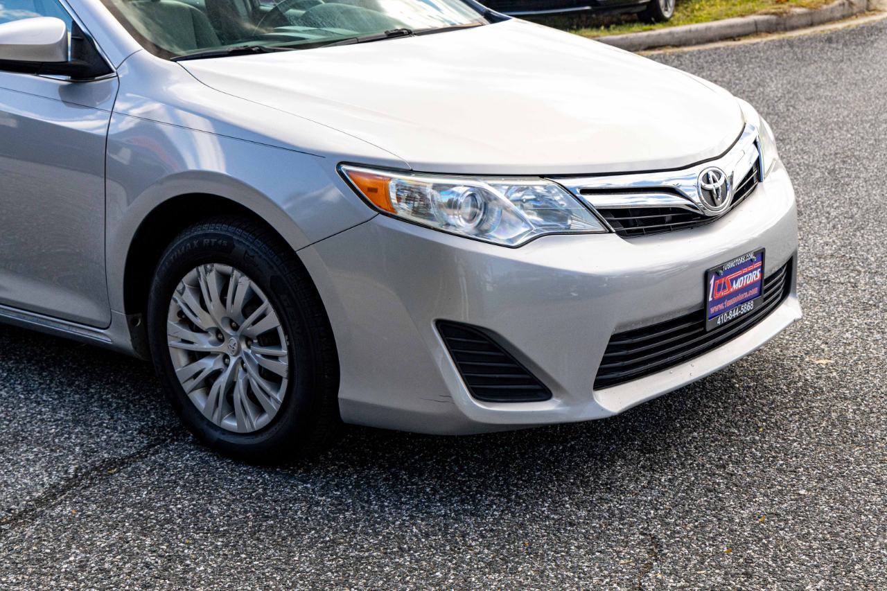 Toyota Camry 4dr Sdn I4 Auto SE Sport Limited Edition (Natl) 2012