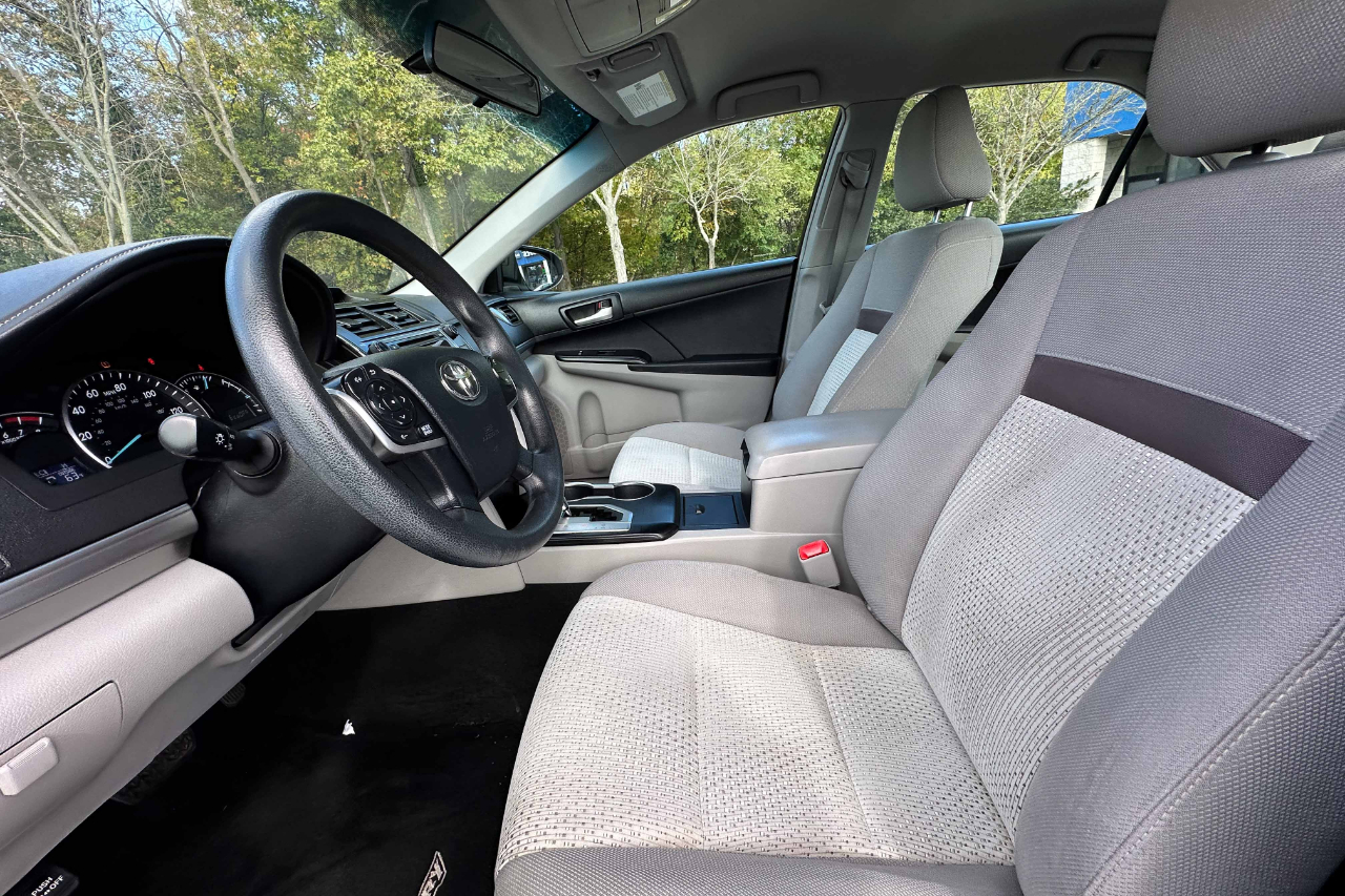 Toyota Camry 4dr Sdn I4 Auto SE Sport Limited Edition (Natl) 2012