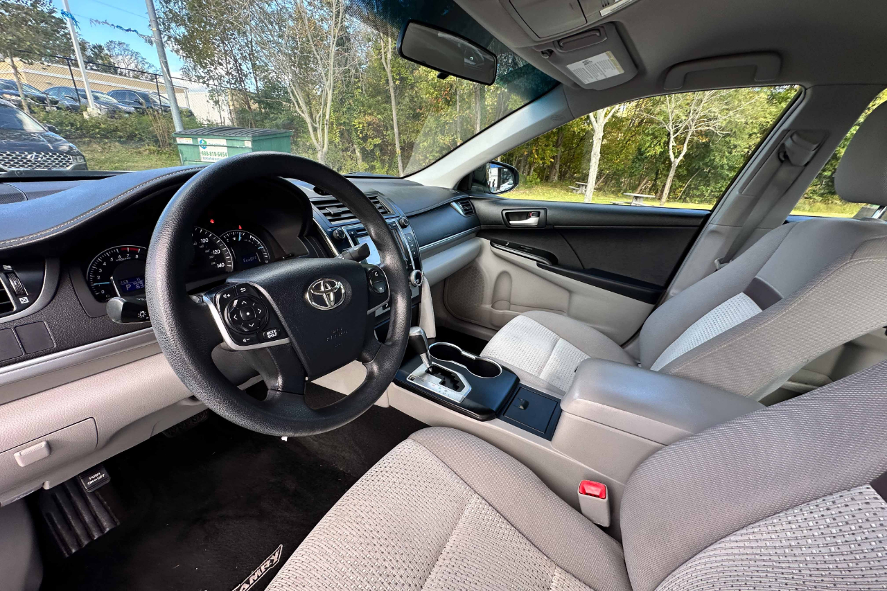 Toyota Camry 4dr Sdn I4 Auto SE Sport Limited Edition (Natl) 2012