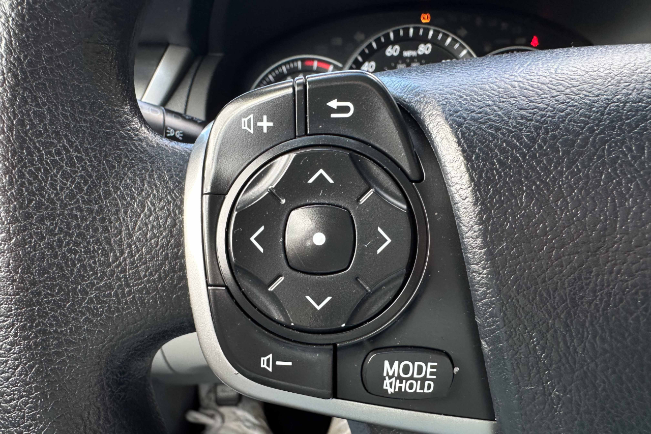 Toyota Camry 4dr Sdn I4 Auto SE Sport Limited Edition (Natl) 2012