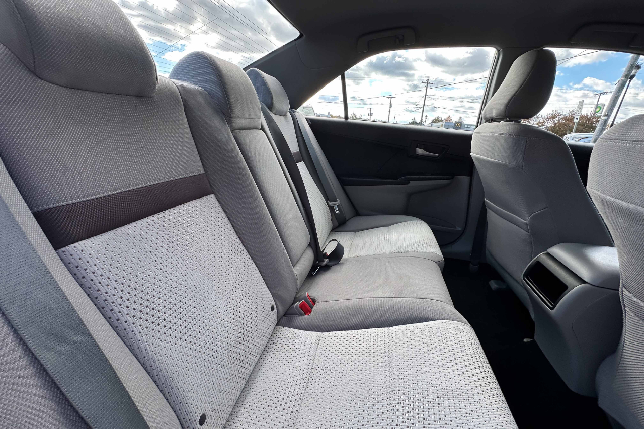 Toyota Camry 4dr Sdn I4 Auto SE Sport Limited Edition (Natl) 2012