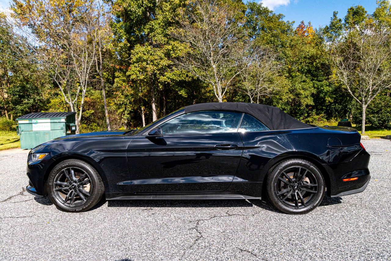 Ford Mustang EcoBoost Premium Convertible 2017
