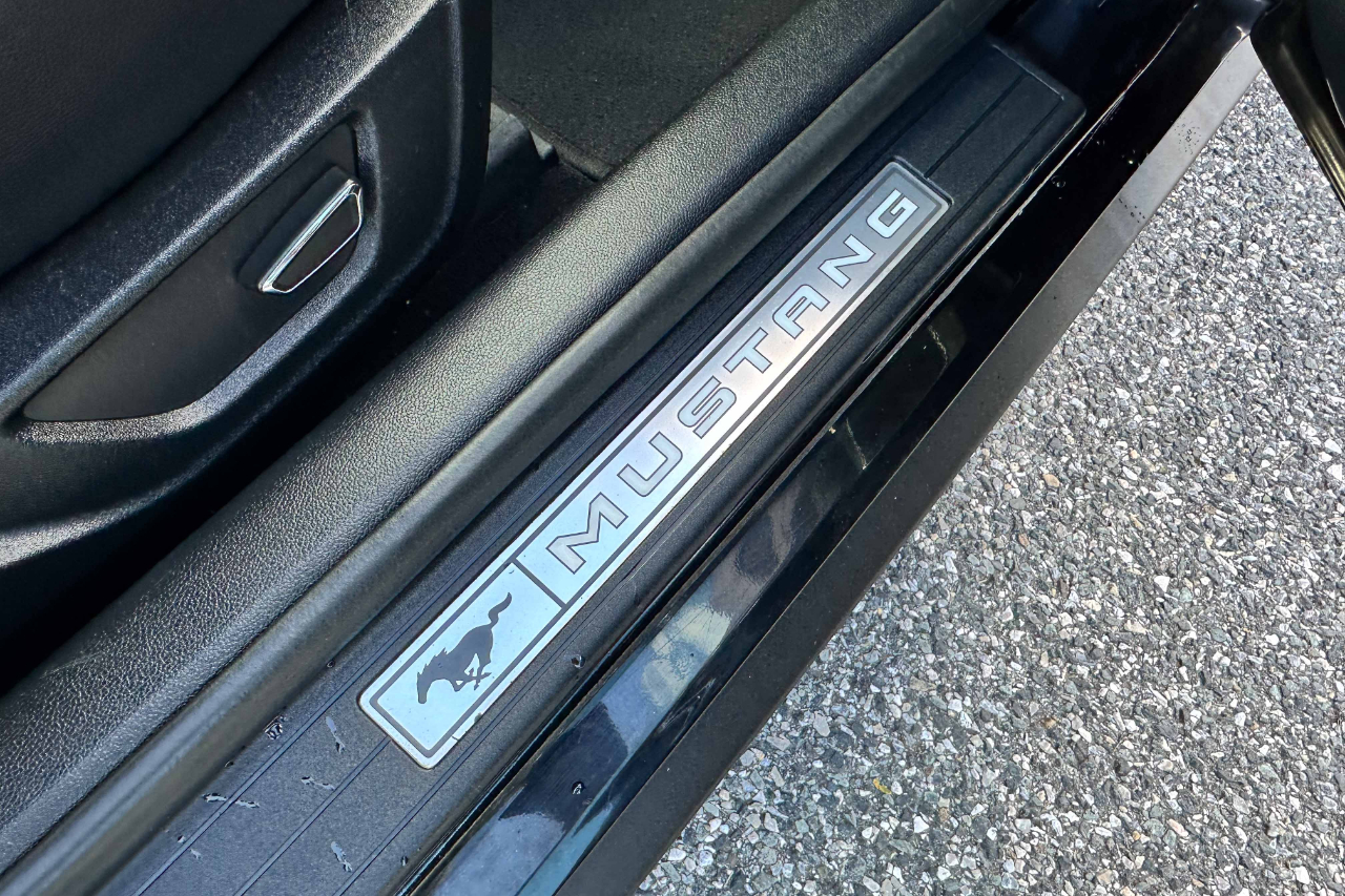 Ford Mustang EcoBoost Premium Convertible 2017