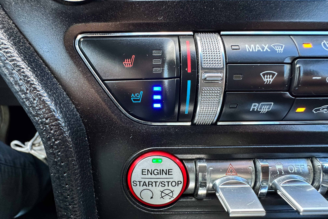 Ford Mustang EcoBoost Premium Convertible 2017