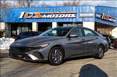 2024 Hyundai Elantra 