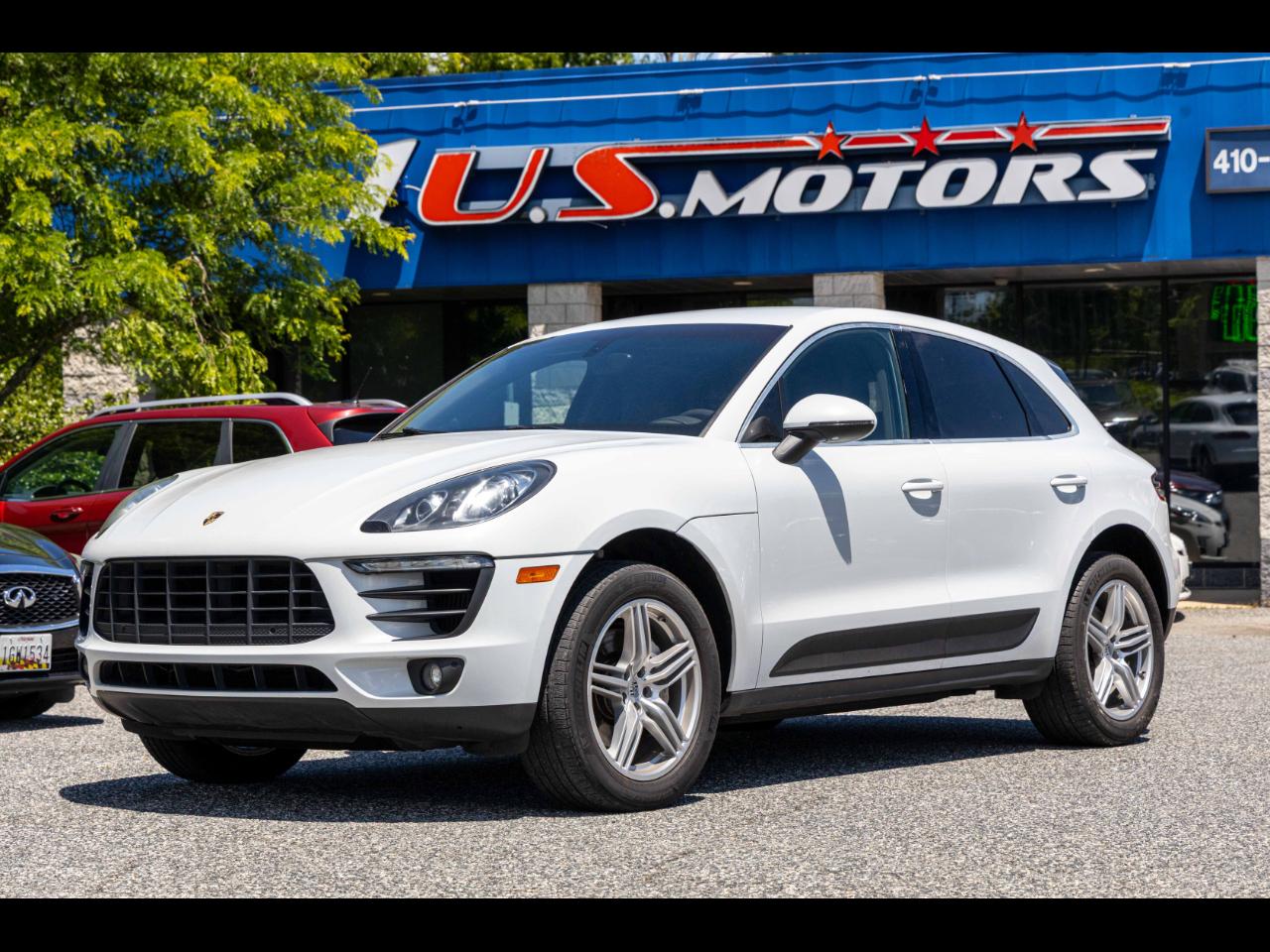2016 Porsche Macan S's photo