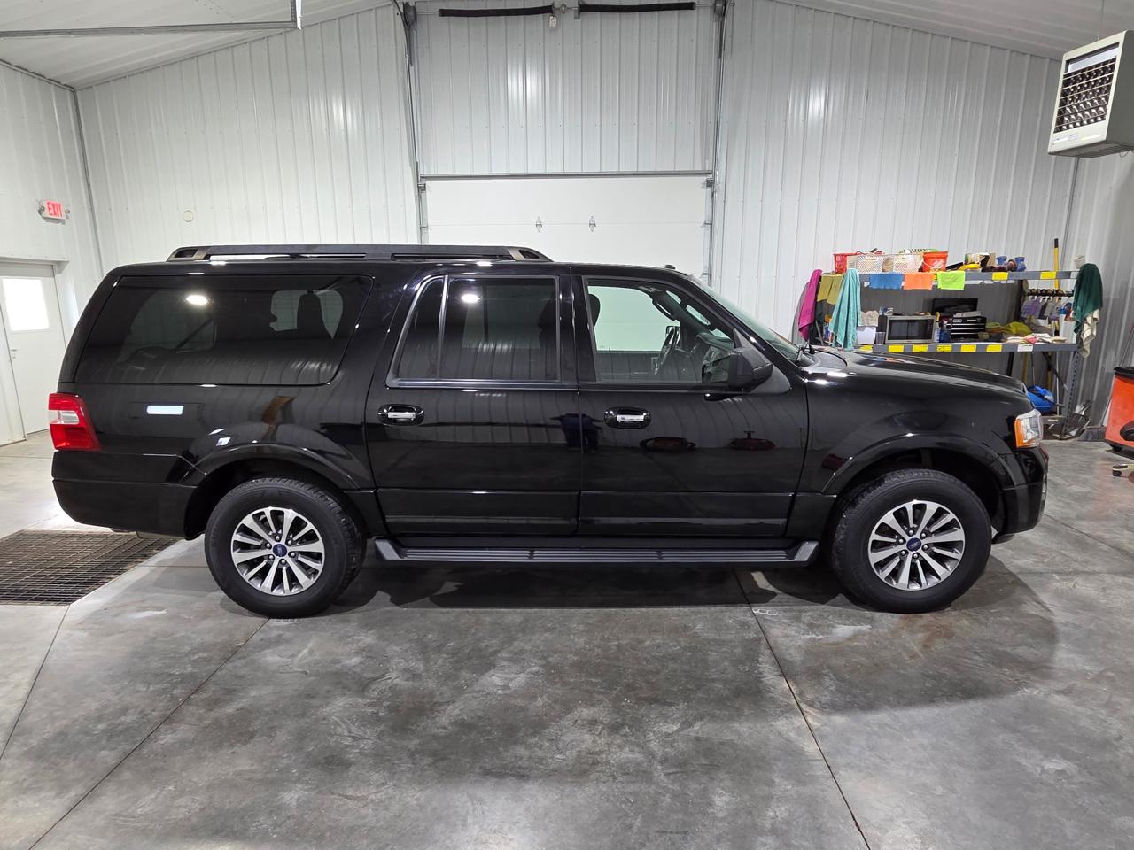Ford Expedition EL XLT 4WD 2017