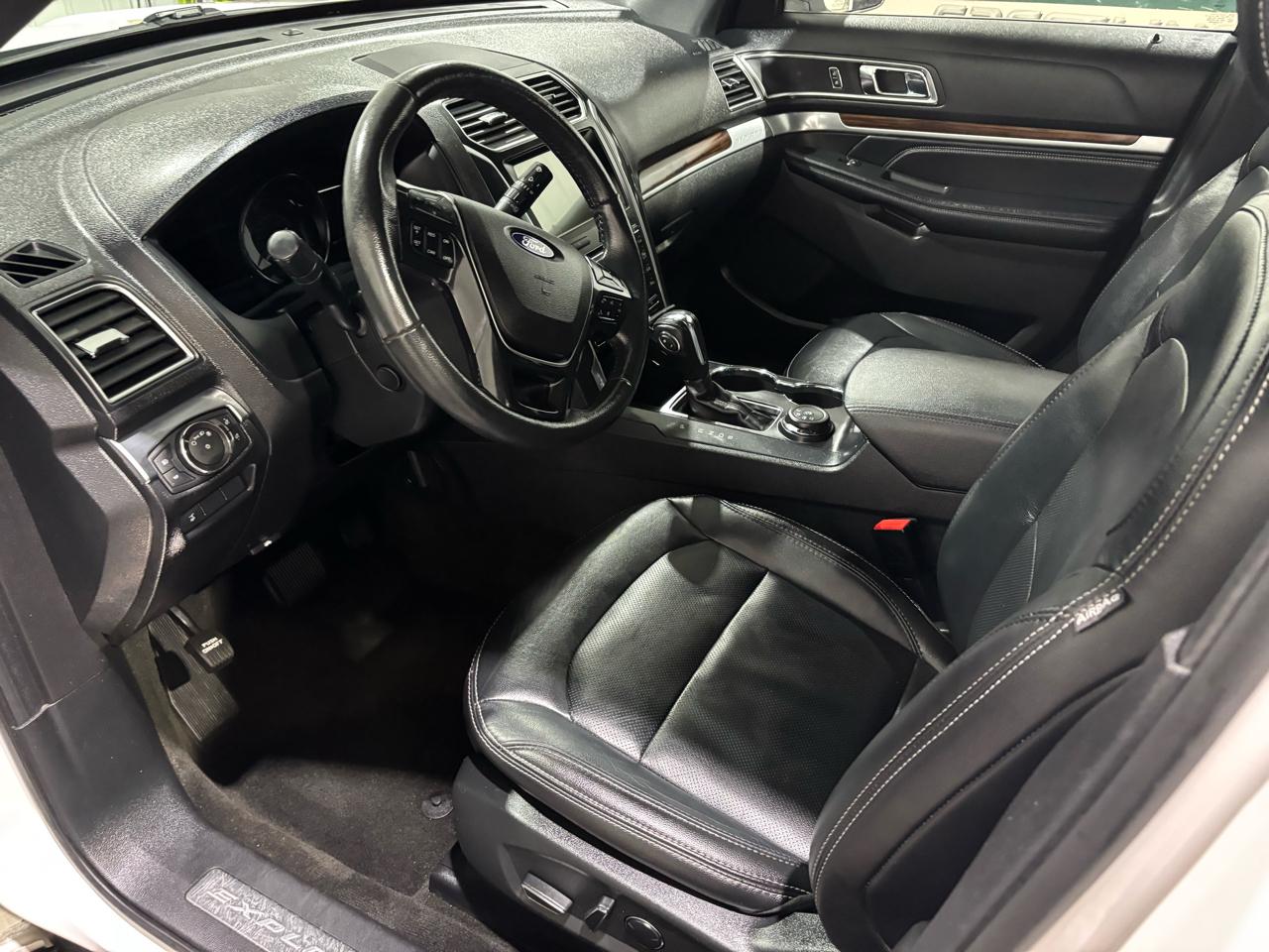 Ford Explorer Limited 4WD 2018