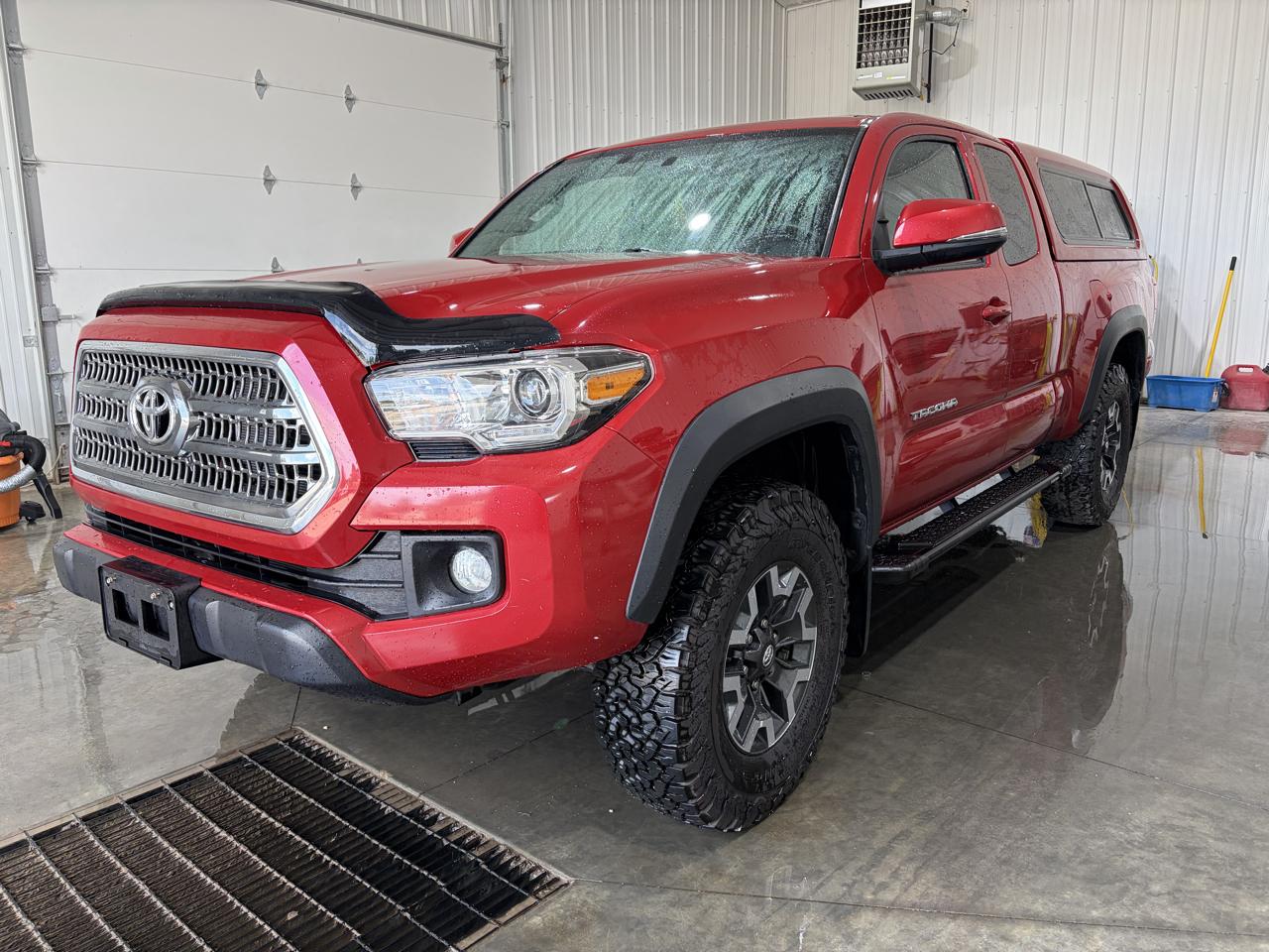 Toyota Tacoma SR5 Access Cab V6 6AT 4WD 2017